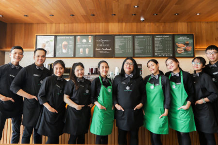 Rayakan Hari Jadi ke-20, Starbucks Buka Gerai Baru di Kota Cimahi