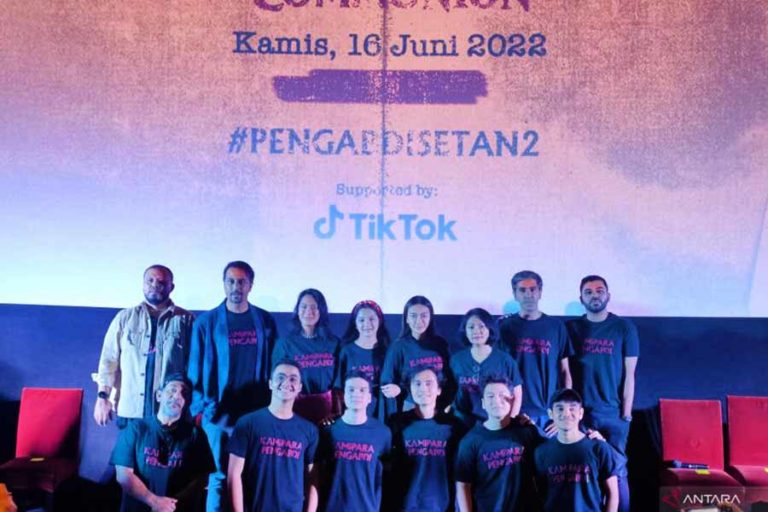Pengabdi Setan 2: The Communion, Bingkai Horor Kota Jakarta 1985