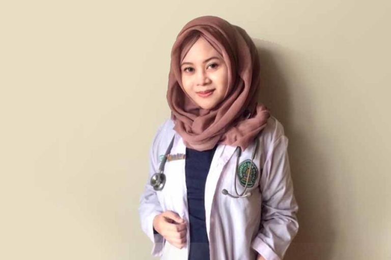 Yovita Alviana, Mahasiswi Kedokteran yang Pilih Produktif di Usia Muda