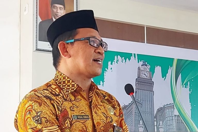Jamaah Haji yang tiba di Debarkasi Makassar akan Langsung Jalani Tes Usap PCR