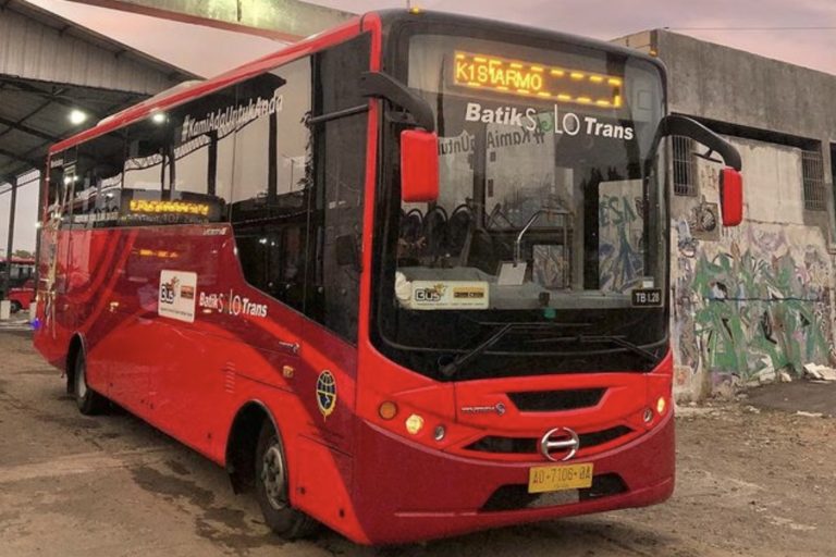Hubungkan Solo Raya, Gibran Tambah Koridor Batik Solo Trans di Karanganyar
