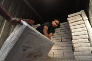 Bulog Sulawesi Tengah Impor 14 Ton Daging Kerbau Beku untuk Idul Adha