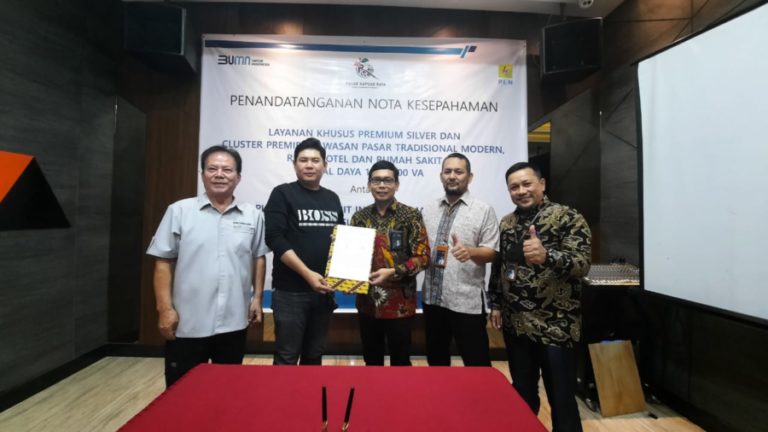 Siap Dukung Peningkatan Dunia Usaha di Kabupaten Sintang, PLN Hadirkan Listrik yang Andal