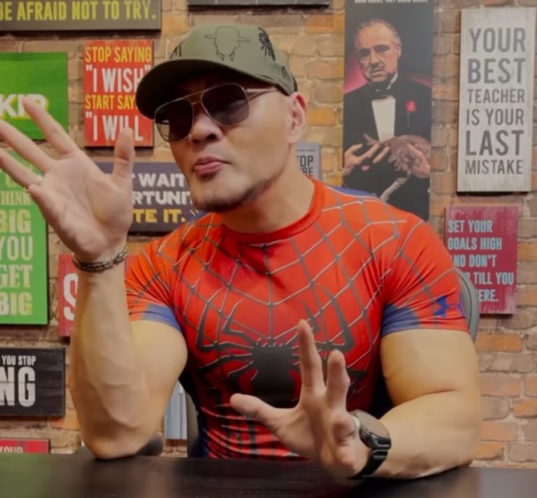 NOICE Gandeng Deddy Corbuzier untuk Memikat Penikmat Podcast