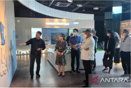 Kunker ke Korea, Menteri PUPR Tinjau Smart City yang akan Diterapkan di IKN