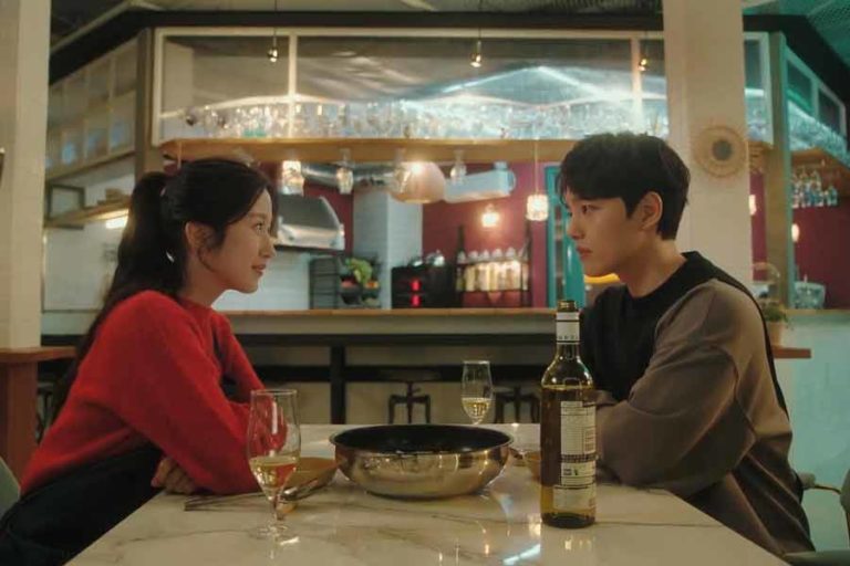 Moon Ga Young dan Yeo Jin Goo Beradu Akting di Drama LINK: Eat, Love, Kill
