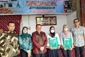 Perkuat Inovasi Usaha, 20 Pelaku IKM Kota Medan Diajak ikut Pelatihan Membatik