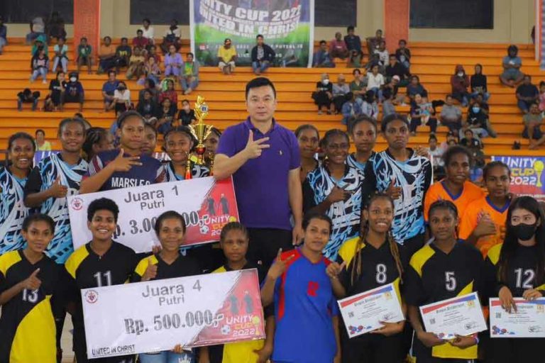 Futsal United In Christ 2022 Ditutup, Bupati Kaimana: Olahraga Kurangi Kebiasaan Negatif Pemuda