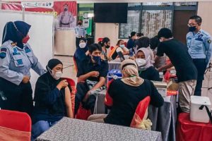 Kejar Target Vaksin Booster, Polresta Malang Kota Gelar Vaksinasi di Lapas