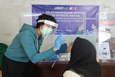 Jumlah Pelanggan Turun, KAI Sumut tetap Berlakukan Wajib Vaksin Booster untuk Penumpang