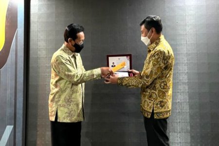 Edisi Khusus, Sultan HB X Terima Uang Baru Bernomor Seri Tanggal Kelahiran