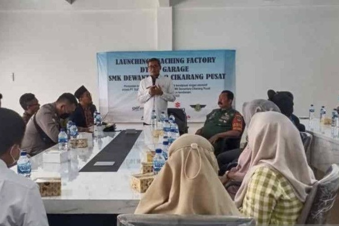 Beri Pelatihan ke Siswa SMK, Disnaker Bekasi Gandeng Perusahaan