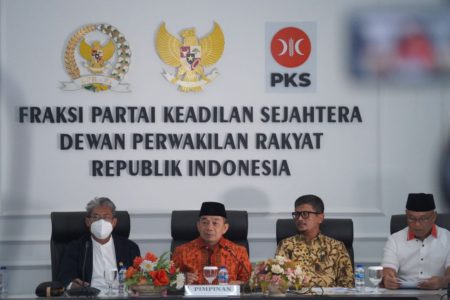 PKS Usulkan Hak Angket Tolak Penggunaan APBN untuk Biayai Kereta Cepat