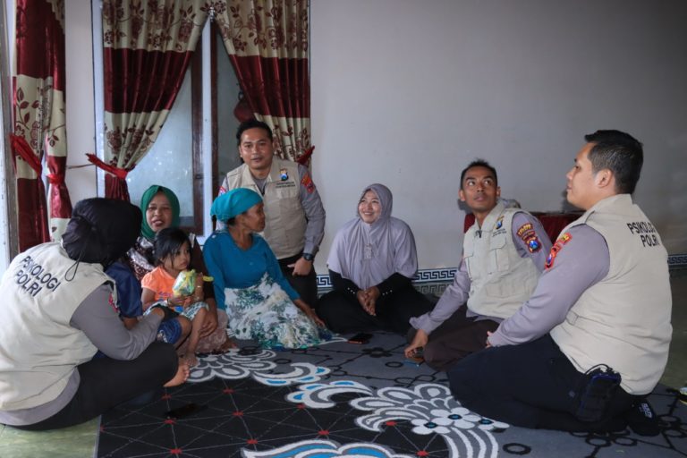 Korban Kerusuhan di Mulyorejo Dapatkan Trauma Healing dari Polres Jember