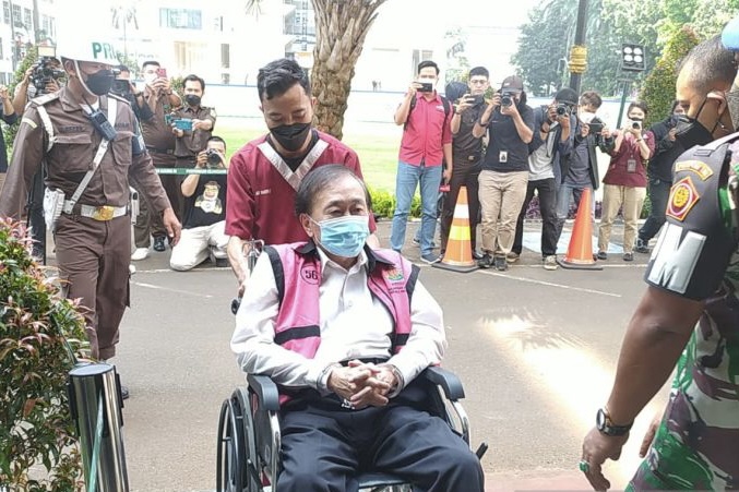 Kejagung Kirim Surya Darmadi ke Berobat Akibat Tumbang Saat Pemeriksaan
