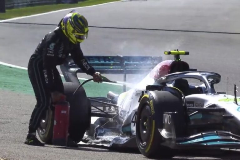 Fernando Alonso Geram, Hamilton Minta Maaf Karena Sebabkan Kecelakaan di Formula 1 GP Belgia