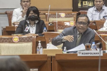 Anggota DPR Ingatkan Mahfud MD Agar Hati-Hati Beri Pernyataan ke Media