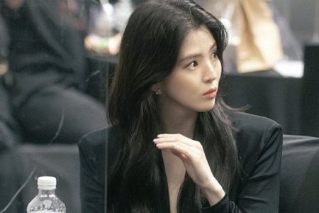 Wajah Han So Hee Cedera Saat Proses Syuting Film Gyongseong Creature
