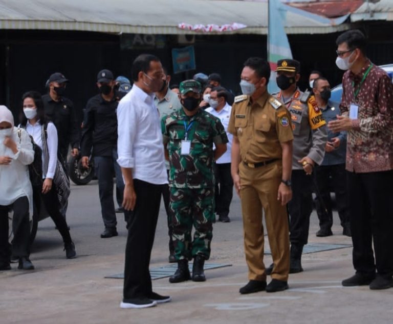 Puji Wali Kota Edi Kamtono, Jokowi : Jadikan Pontianak Semakin Hijau dan Tertata