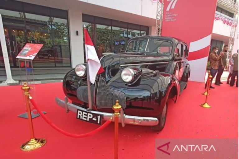 Tujuh Kendaraan Dinas Kepala Negara dari Tujuh Pemerintahan Dipamerkan