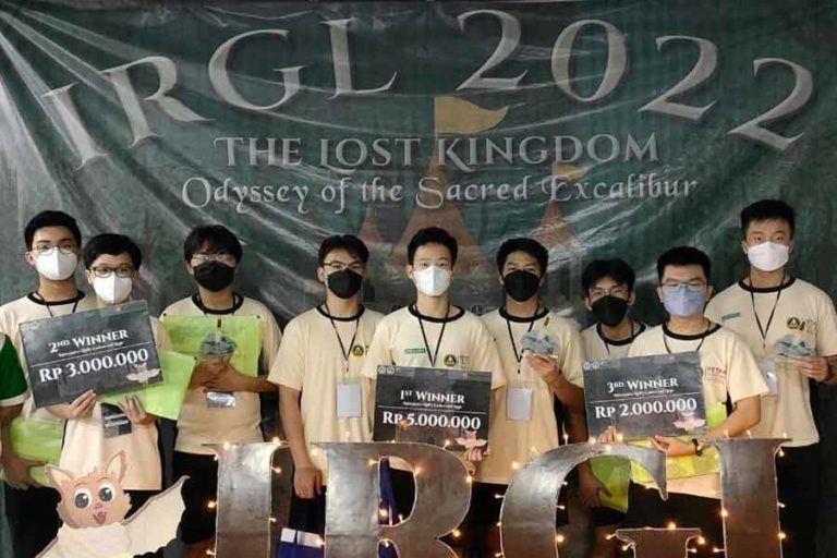 Asah Logika dan Team Work, UK Petra Adakan Rally Games and Logic 2022