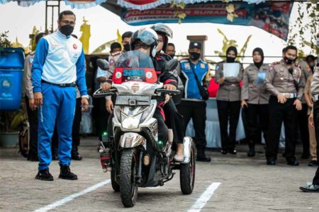 Permudah Layanan SIM, Polres Surabaya Adakan Program SIM Cak Bhabin