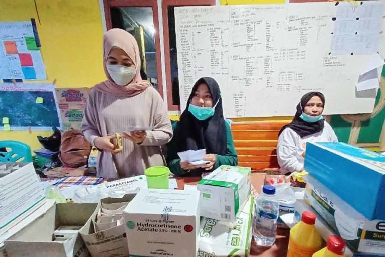 Memprihatinkan, Korban Banjir Torue Mulai Menderita ISPA dan Penyakit Kulit