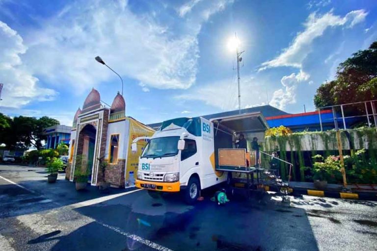 Penghapusan Kewajiban Spin Off Bank Syariah Dinilai Kontraproduktif