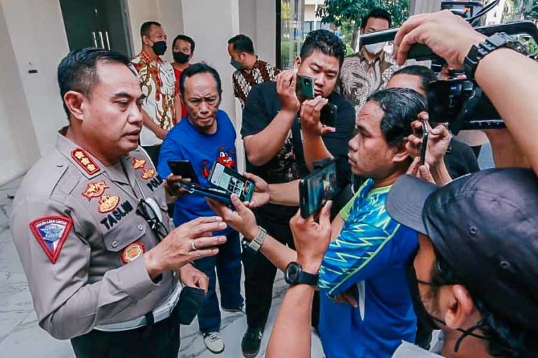 Dukung Kinerja ETLE, Jatim Ganti Warna Nopol jadi Hitam Secara Bertahap
