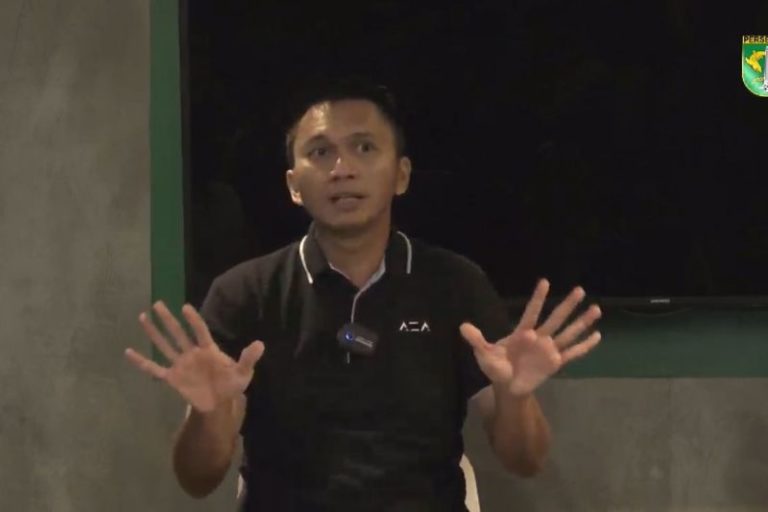 Usai Didemo Bonek, Azrul Ananda Mundur dari Presiden Persebaya