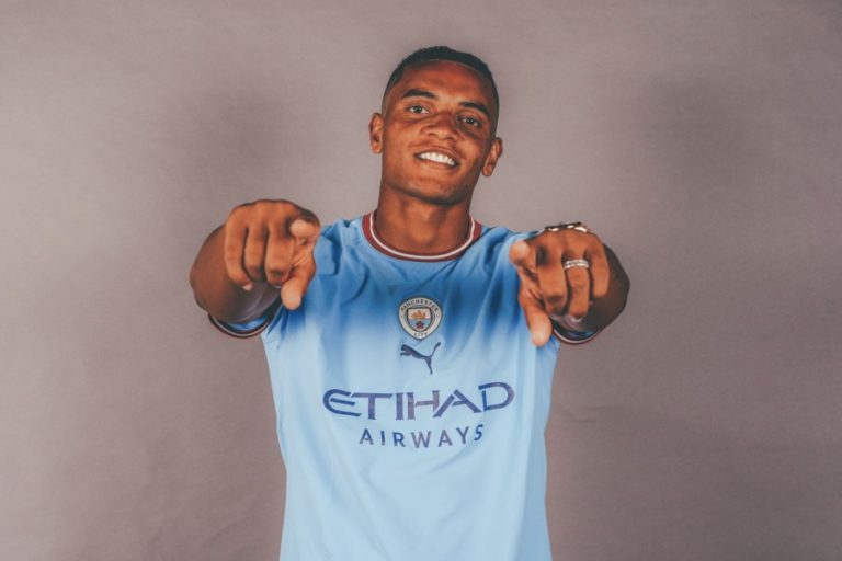 Manchester City Datangkan Bek Tengah Dortmund, Manuel Akanji