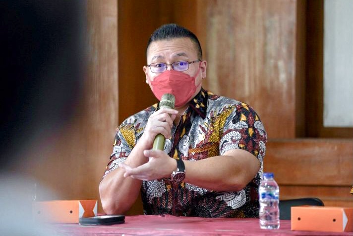 DPRD DKI Minta Anies Tak Hanya Tertibkan Kabel di Jalan Protokol