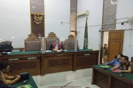 Hakim Ketua Tak Hadir, Sidang Gugatan Pencabutan Kuasa Hukum Bharada E Kembali Ditunda