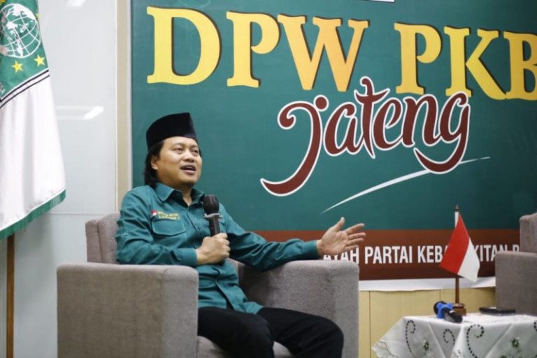 Hina Ning Imaz, Gus Yusuf Tuntut Eko Kuntadi Minta Maaf ke Ponpes Lirboyo