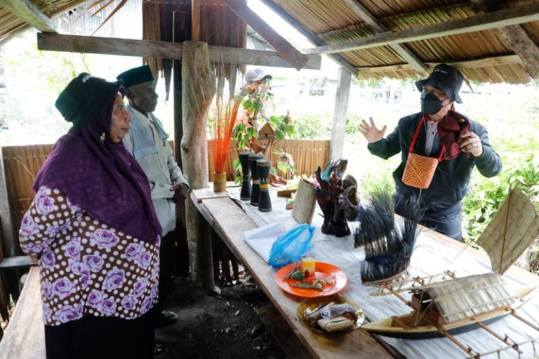 BIN Promosikan Desa Wisata di Fakfak Bersama Pemuda Papua