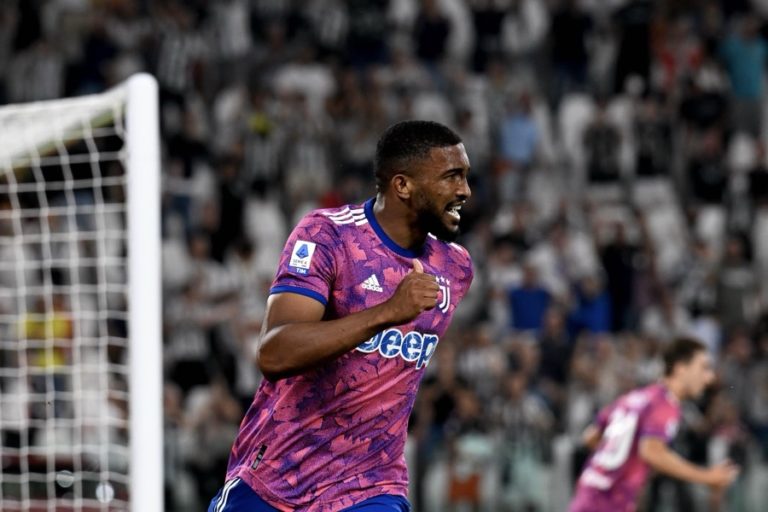 Imbang, Juventus dan Salernitana Catatkan 2 Penalti, 4 Gol, dan 4 Kartu Merah