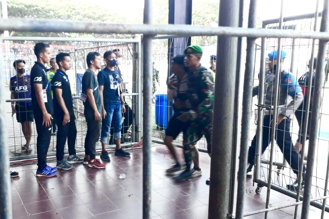Sebabkan Kerusuhuan, 50 Suporter Arema FC Diamankan Polisi