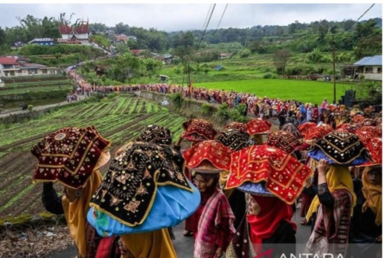Daya Tarik Wisata Lewat Festival Pandai Singkek