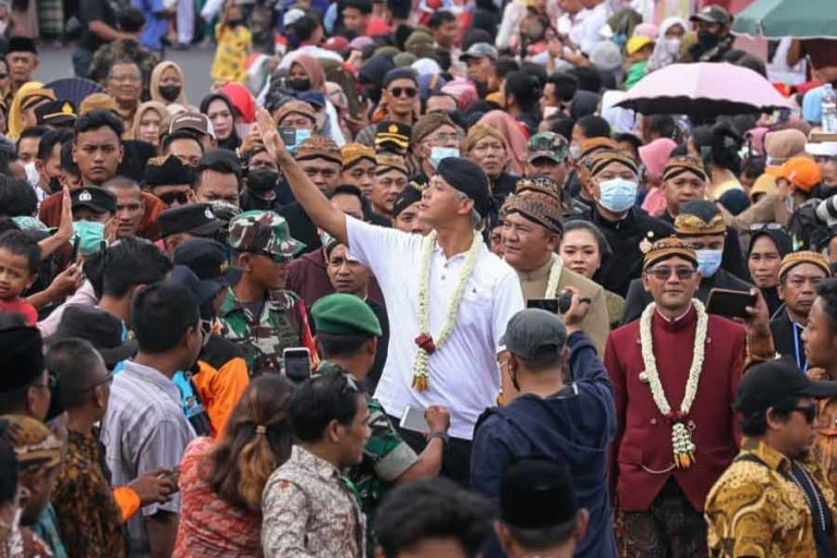 Menikmati Kebahagiaan Masyarakat di Tengah Pengging Fair 2022