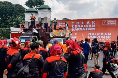 Tolak BBM, Buruh Gelar Demonstrasi di DPR