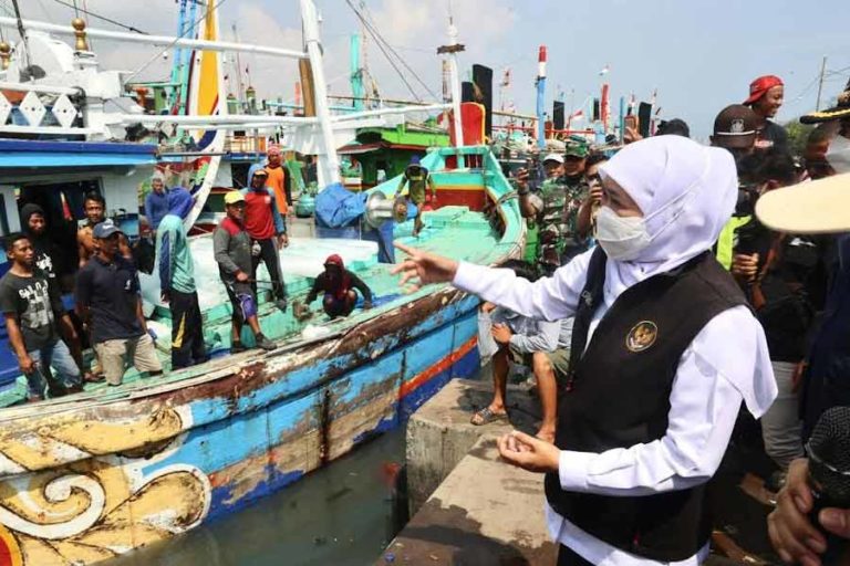 Nelayan PPN Brondong Lamongan Keluhkan Stok Solar yang Sering Habis
