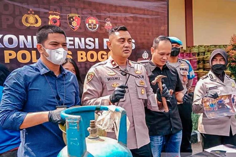 Aduh, Ada Sindikat Pengoplos Gas Elpiji Berkedok Warteg di Bogor