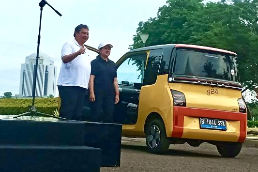 Airlangga Beri Mobil Listrik, Puan: Promosi Green Energy