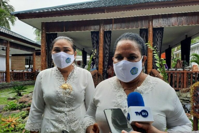 Mangkir, Istri dan Anak Lukas Enembe Tak Penuhi Panggilan KPK