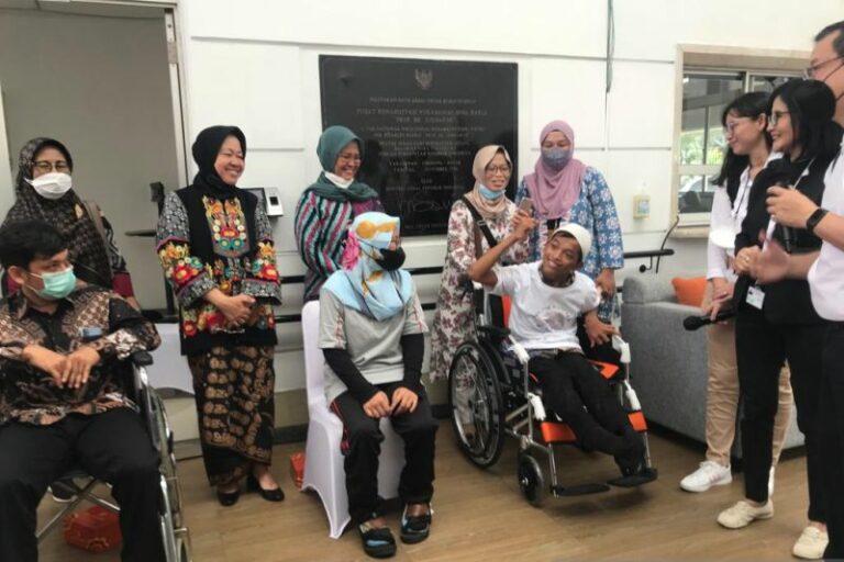 Mensos Risma Ajak Masyarakat Perangi Diskriminasi ke Penyandang Disabilitas