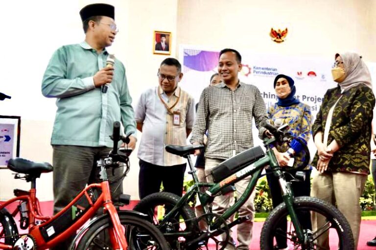 Kemenperin Luncurkan Prototipe Sepeda Listrik Buatan IKM Lokal di NTB