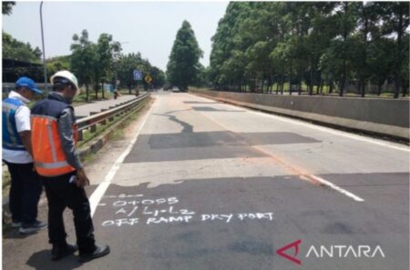 Tingkatkan Kenyamanan, PT Jasa Marga Lanjutkan Perbaikan Tol Jakarta Cikampek