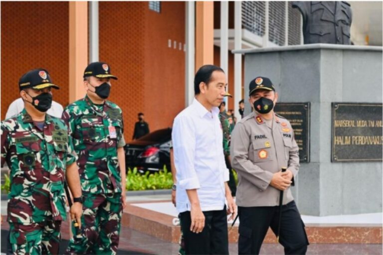 Tinjau IKN dan Bagikan Bansos, Presiden RI Kunker ke Kalimantan Timur