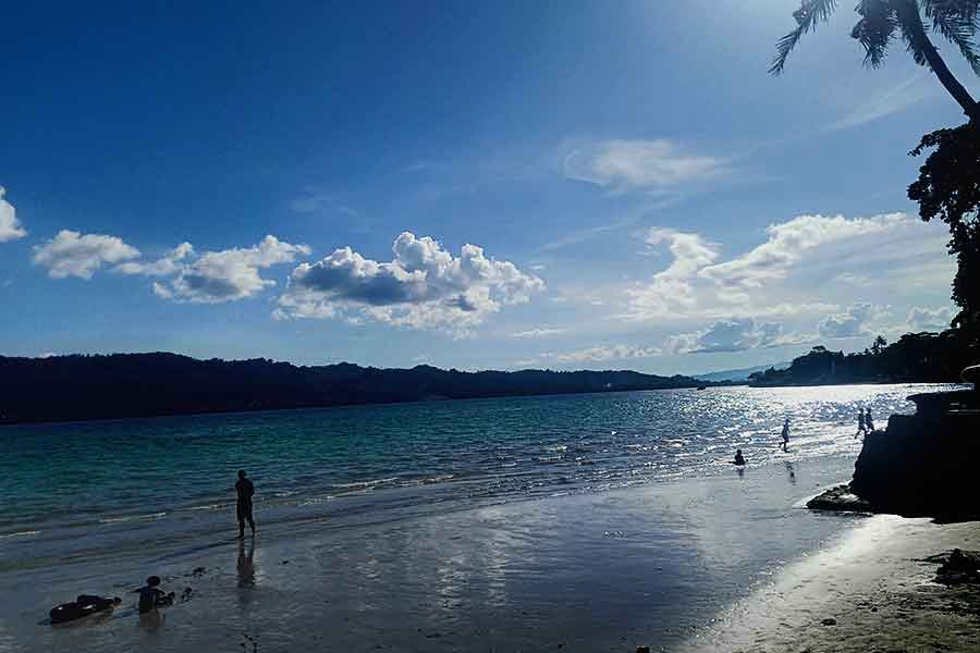 Pantai Natsepa