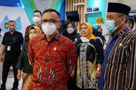 Menpan RB Resmikan Mal Pelayanan Publik Kota Yogyakarta